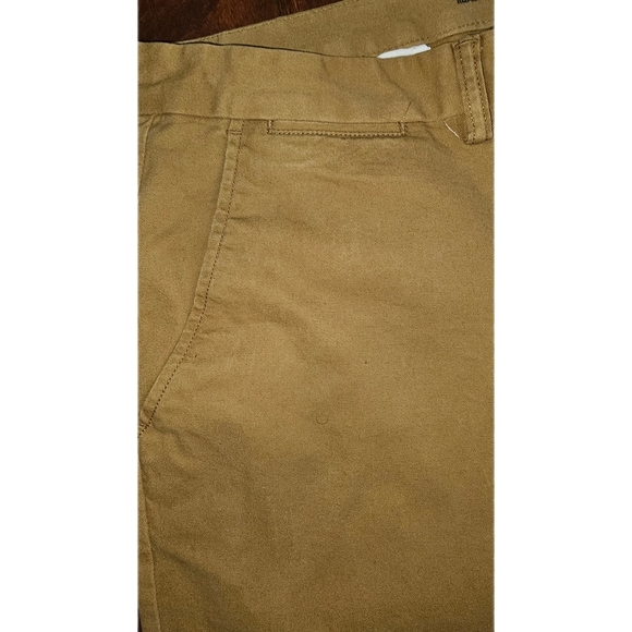 Old navy Men's Tobacco Brown Khaki Ultimate Loose pants 38W X 30L - Picture 5 of 5